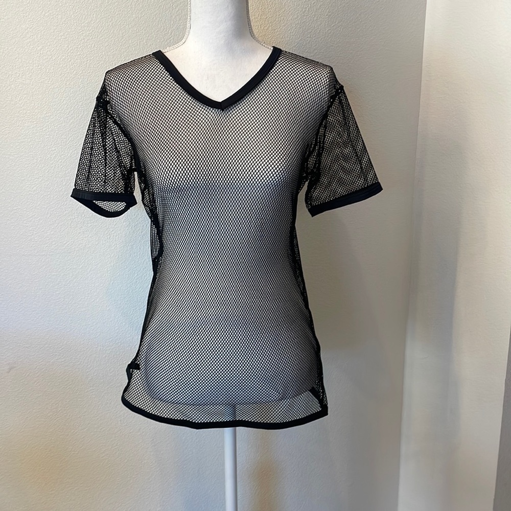 Tee